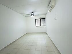 Blk 393 Yishun Avenue 6 (Yishun), HDB 4 Rooms #588100101